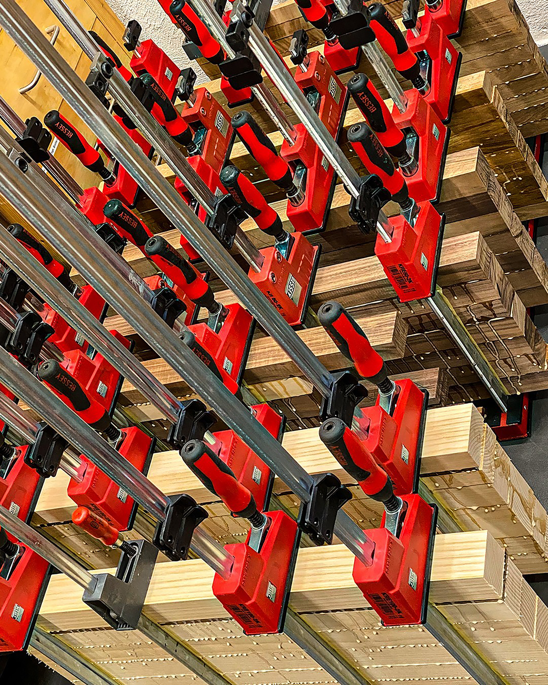 6 Reasons why the Bessey K Body REVO is the best parallel clamp