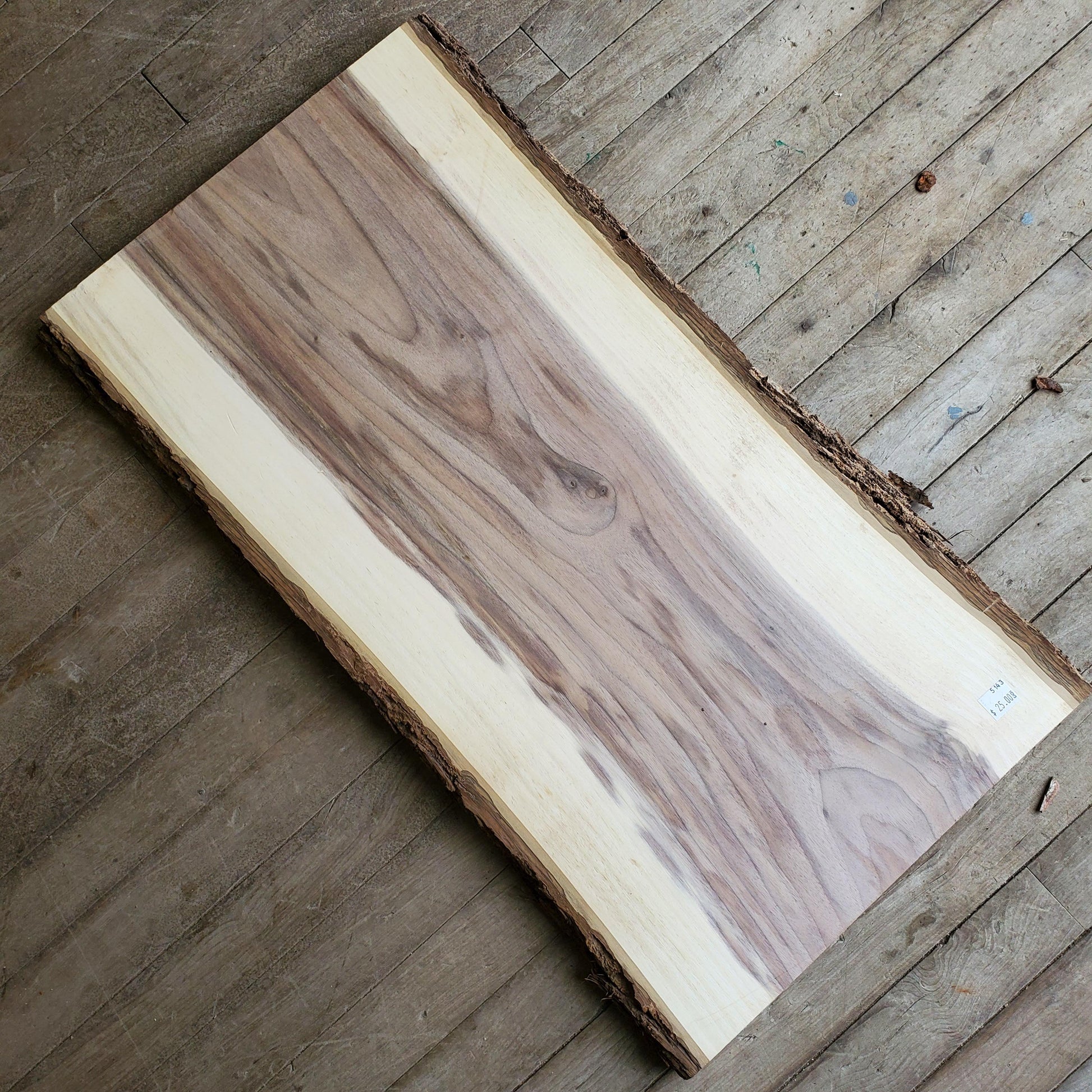 Walnut Live Edge Charcuterie Boards - A&M Wood Specialty